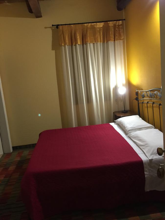 Hotel Ristorante "La Stazione" Cordovado エクステリア 写真