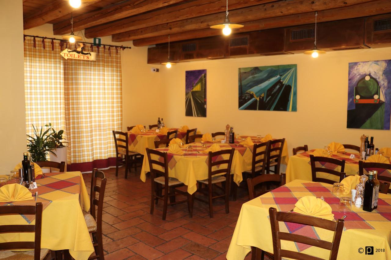 Hotel Ristorante "La Stazione" Cordovado エクステリア 写真